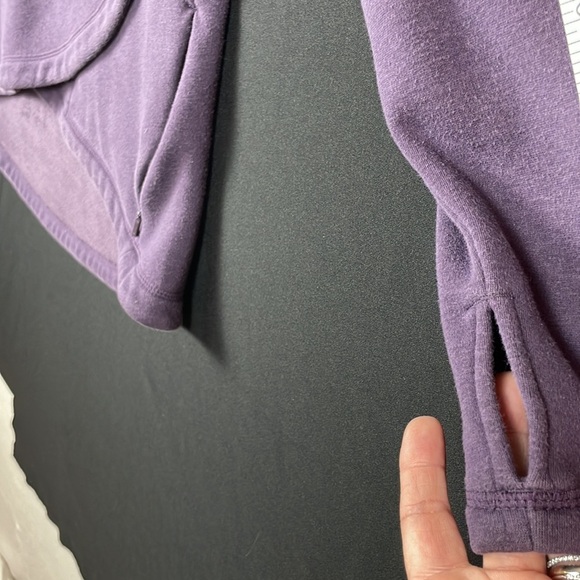 Athleta women’s purple Asymmetrical Zip Pullover medium with 2 zipper pockets - Picture 15 of 16